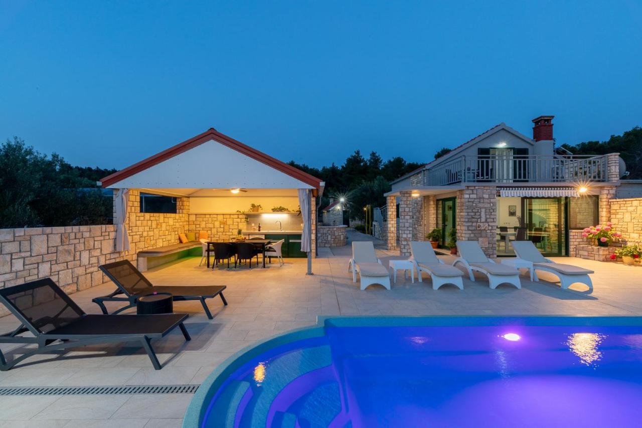 Villa Barbara - Olive Paradise, With Chlorine-Free Pool Vela Luka Exterior photo