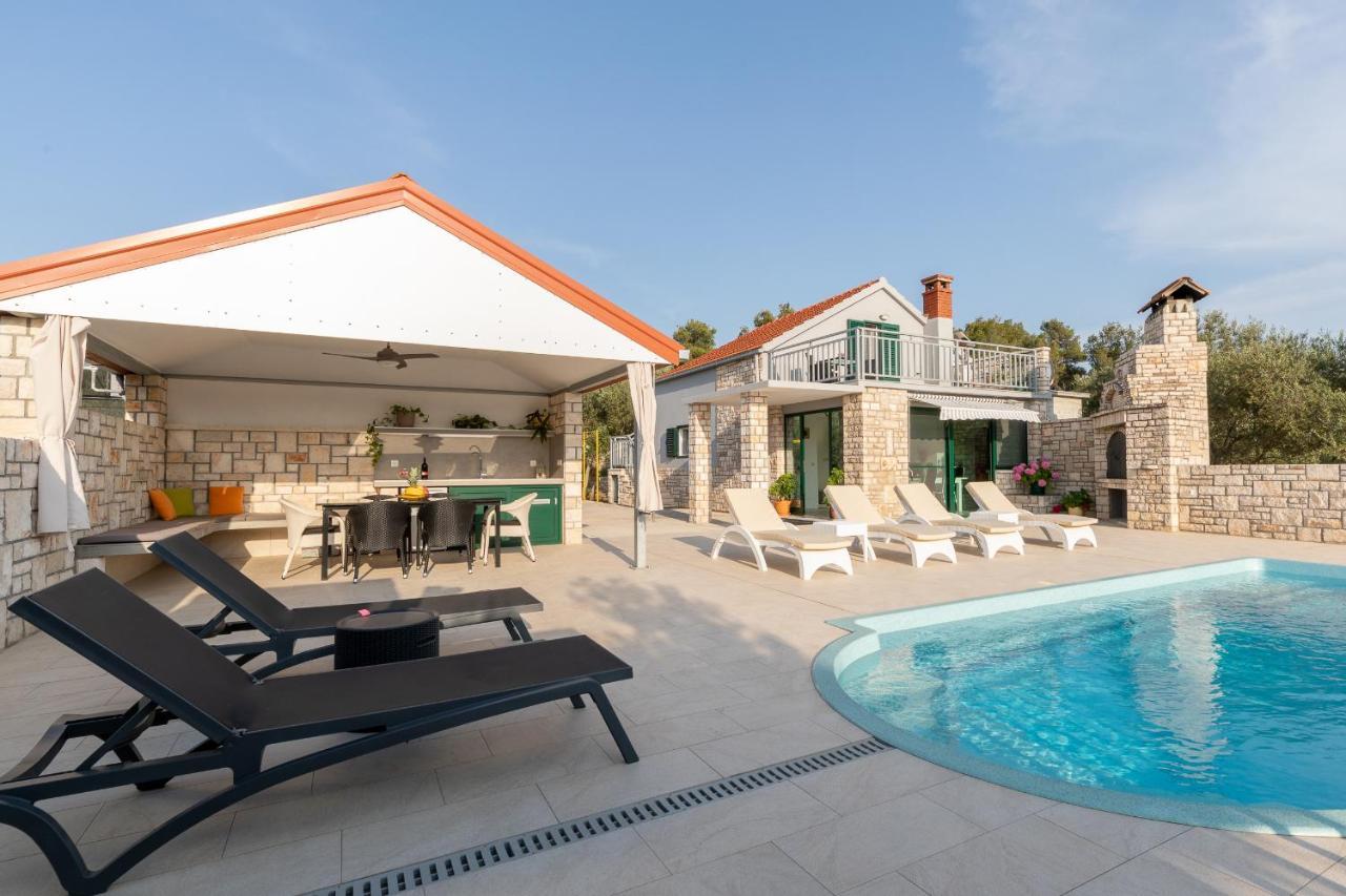 Villa Barbara - Olive Paradise, With Chlorine-Free Pool Vela Luka Exterior photo